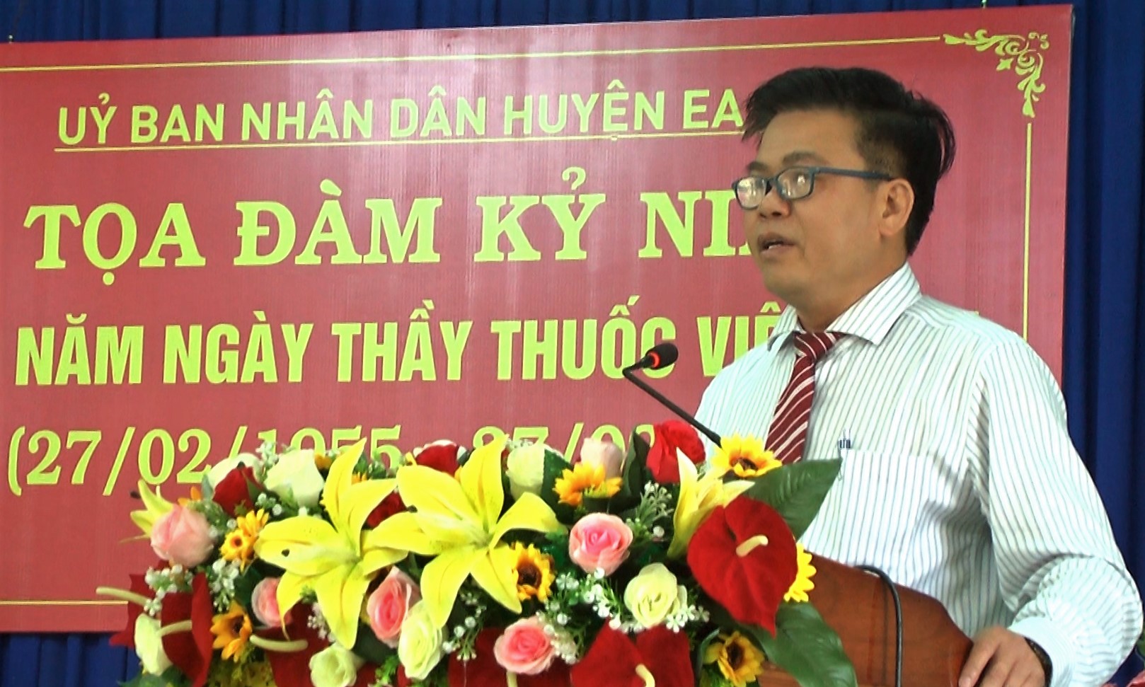 ông Hùng - GĐ Trung tâm Y tế huyện phát biểu khai mạc 